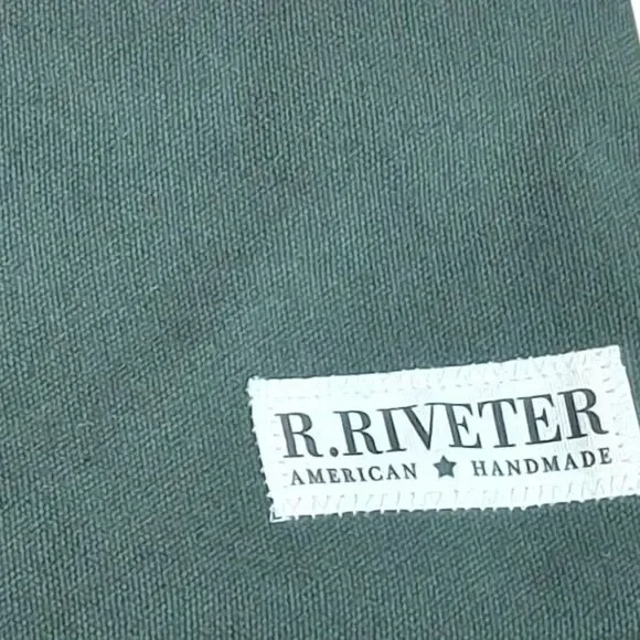 R Riveter American Handmade Canvas Zip Pouch RR102 - Picture 2 of 4
